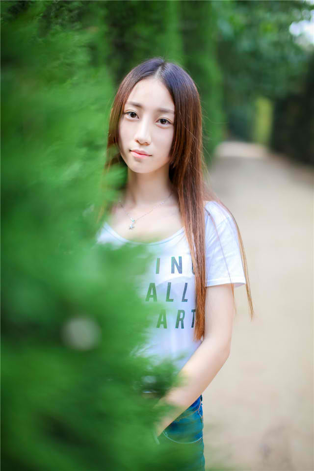《挥着翅膀的女孩伍茜》
