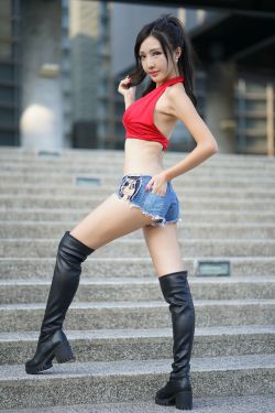 《金花瓶楷梅花2》播放