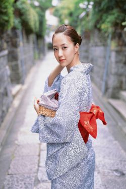 亚洲熟妇丰满大屁股熟妇